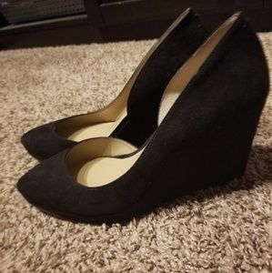 BCBG tall suede wedge pumps NWOT size 8